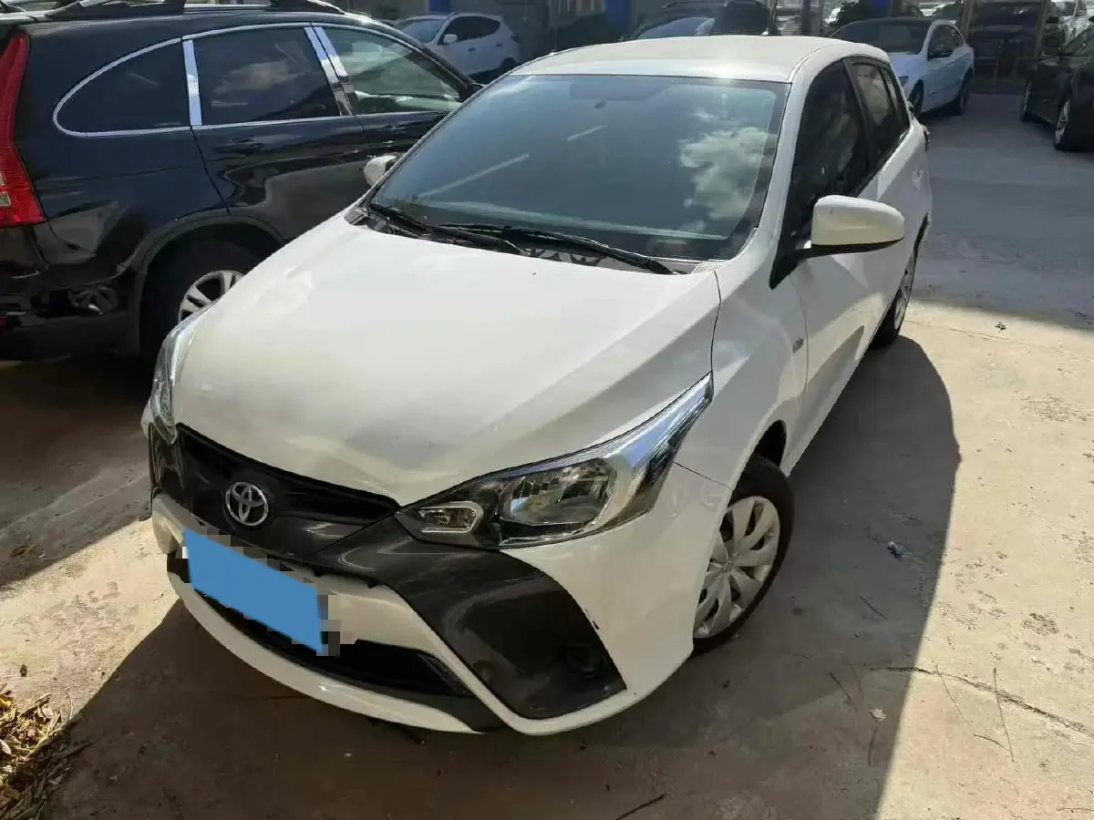 2021 Toyota Yaris L 1.5L 112HP L4 CVT