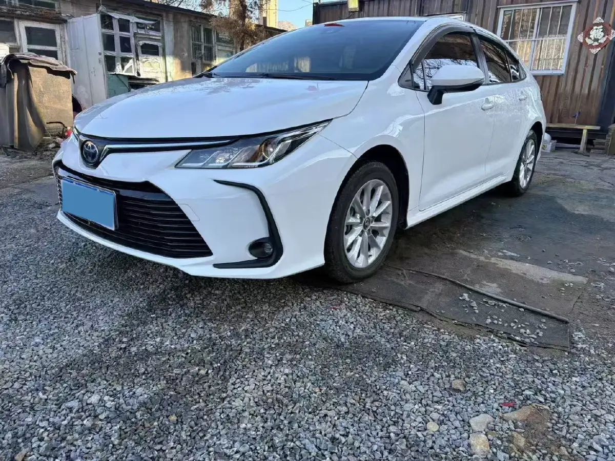 2022 Toyota Corolla 1.8L 98HP L4 E-CVT Hybrid