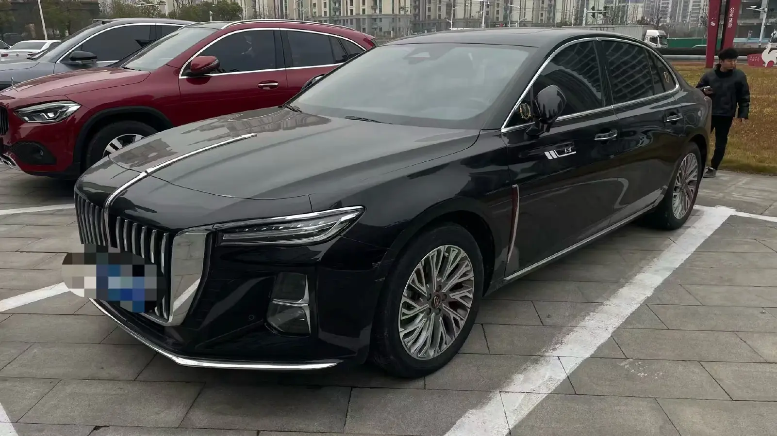 2023 HongQi H5 2.0T 224HP L4 8AT