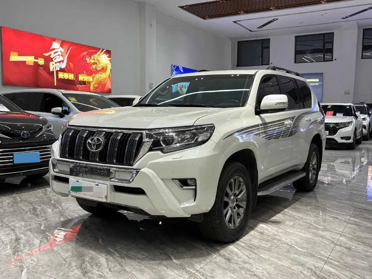 2018 Volvo XC90 2.0T 254HP L4 8AT