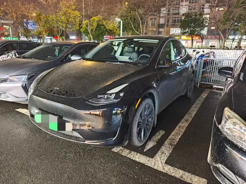 2022 Tesla Model Y BEV 60KWH