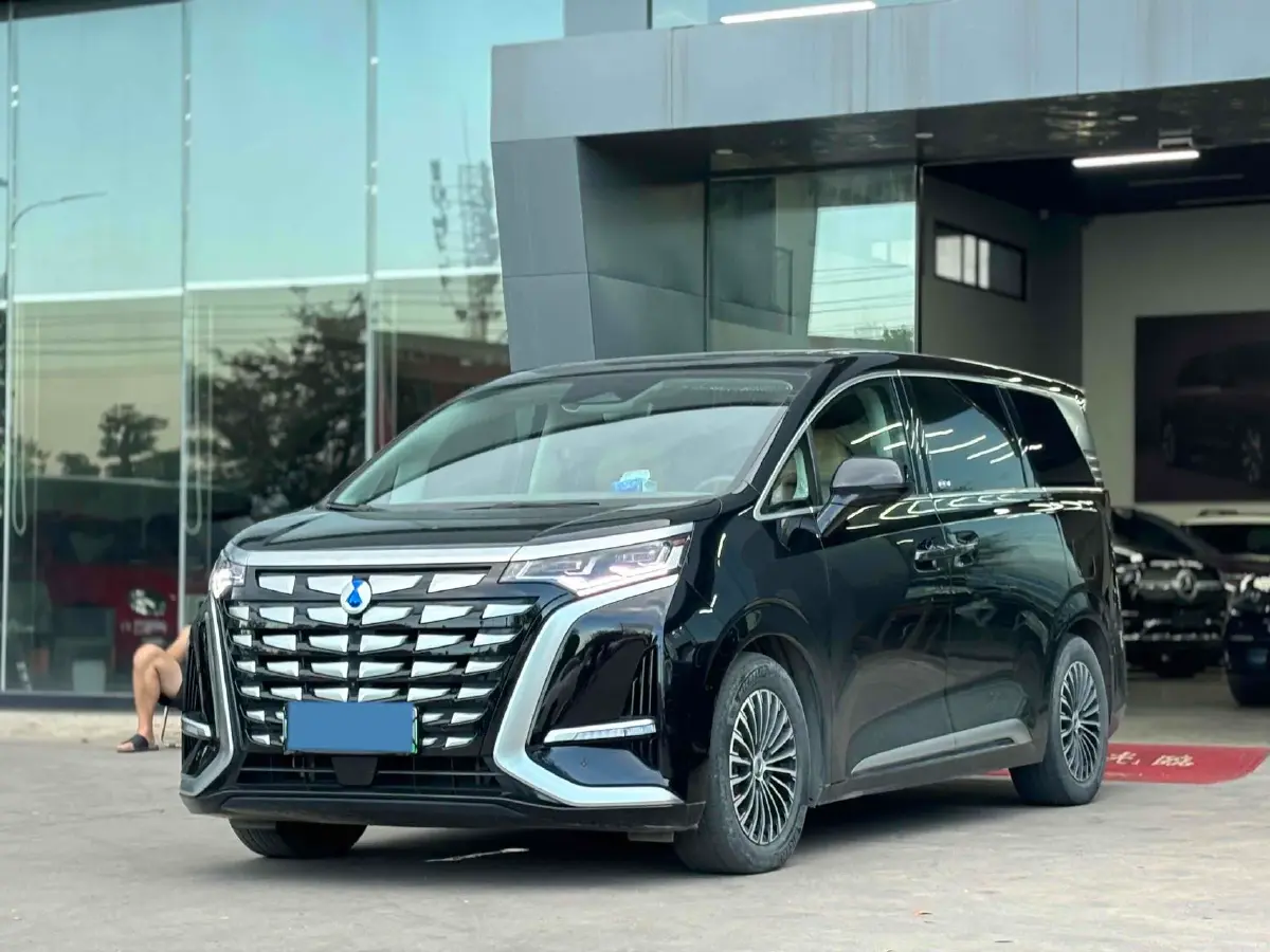 2022 Mercedes-Benz GLC Class 2.0T 197HP L4 9AT