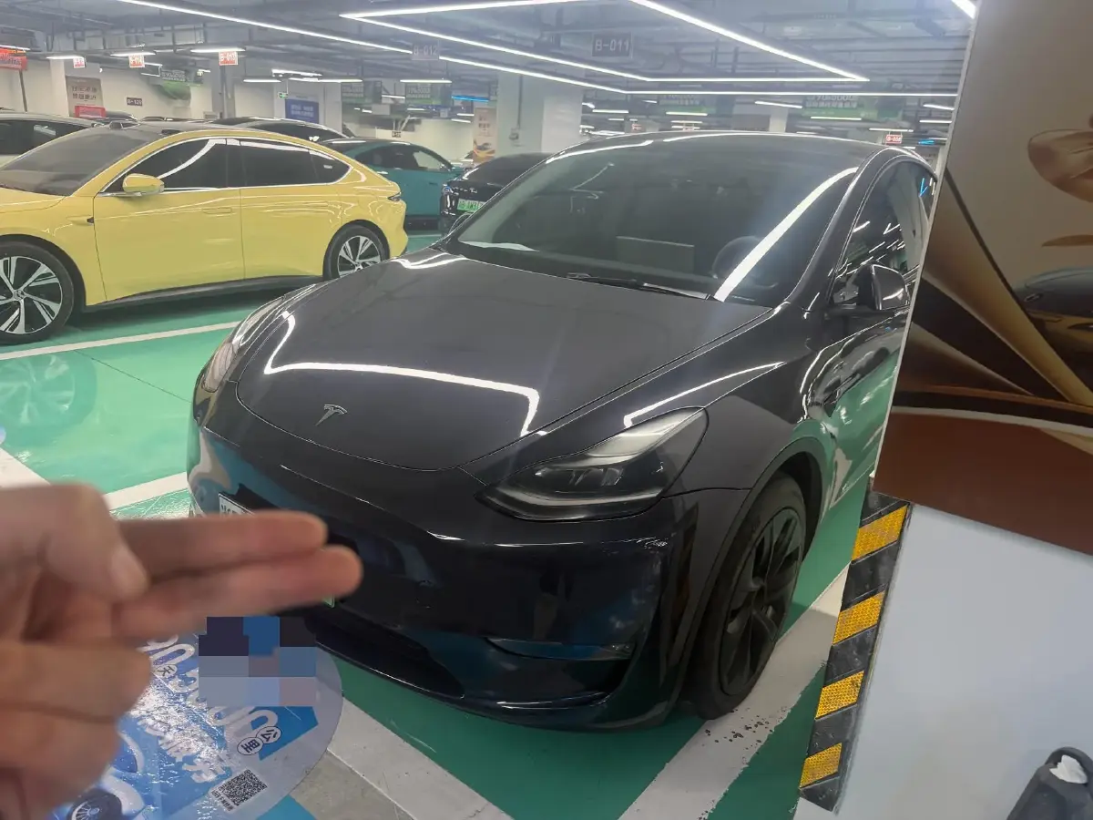 2021 Tesla Model Y BEV 60KWH