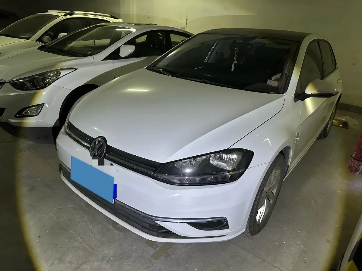 2018 Volkswagen Golf 1.6L 110HP L4 6AT