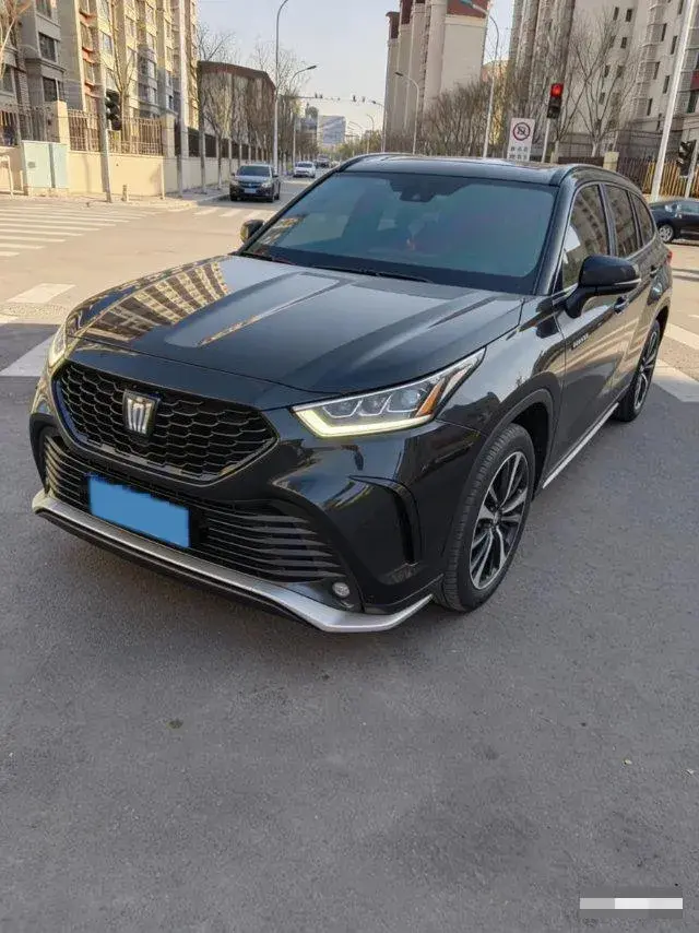 2022 Toyota Crown Kluger 2.5L 192HP L4 E-CVT Hybrid