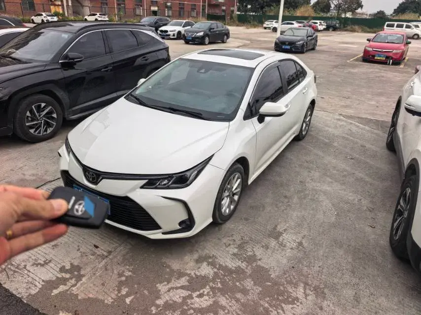 2021 Toyota Corolla 1.2T 116HP L4 CVT