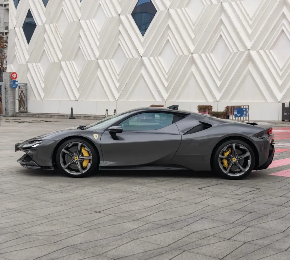 2020 Ferrari SF90 3.9T 781HP V8 8DCT PHEV 7.9KWH,autocango,china used car exporter,china ev exporter,chinese used car exporter,chinese used ev exporter