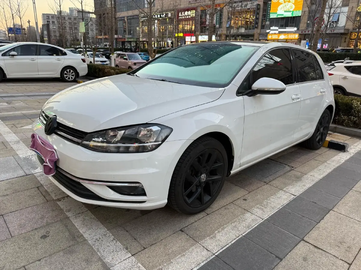 2020 Volkswagen Golf 1.4T 150HP L4 7DCT