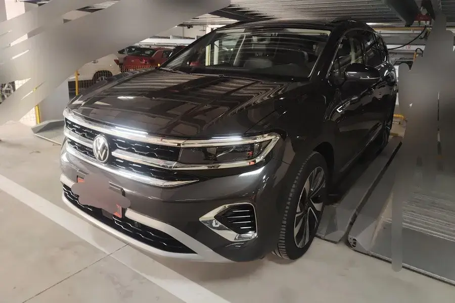 2023 Volkswagen Talagon 2.0T 220HP L4 7DCT