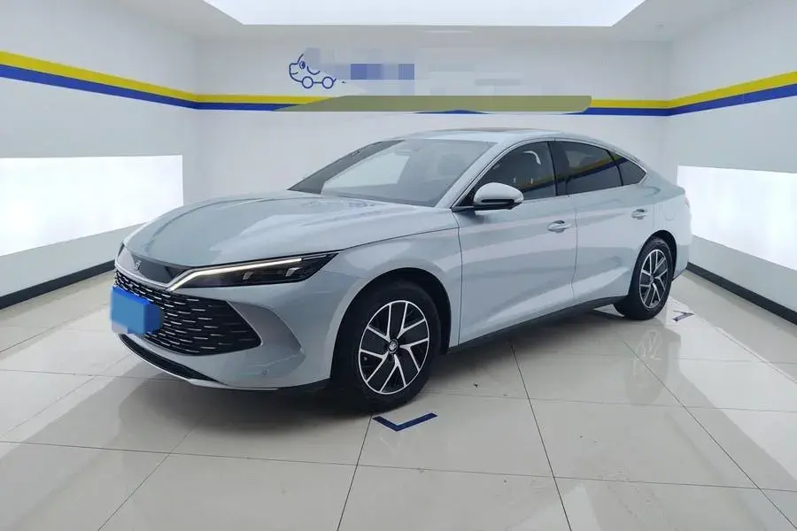 2024 BYD QinL 1.5L 101HP L4 E-CVT PHEV 15.87KWH