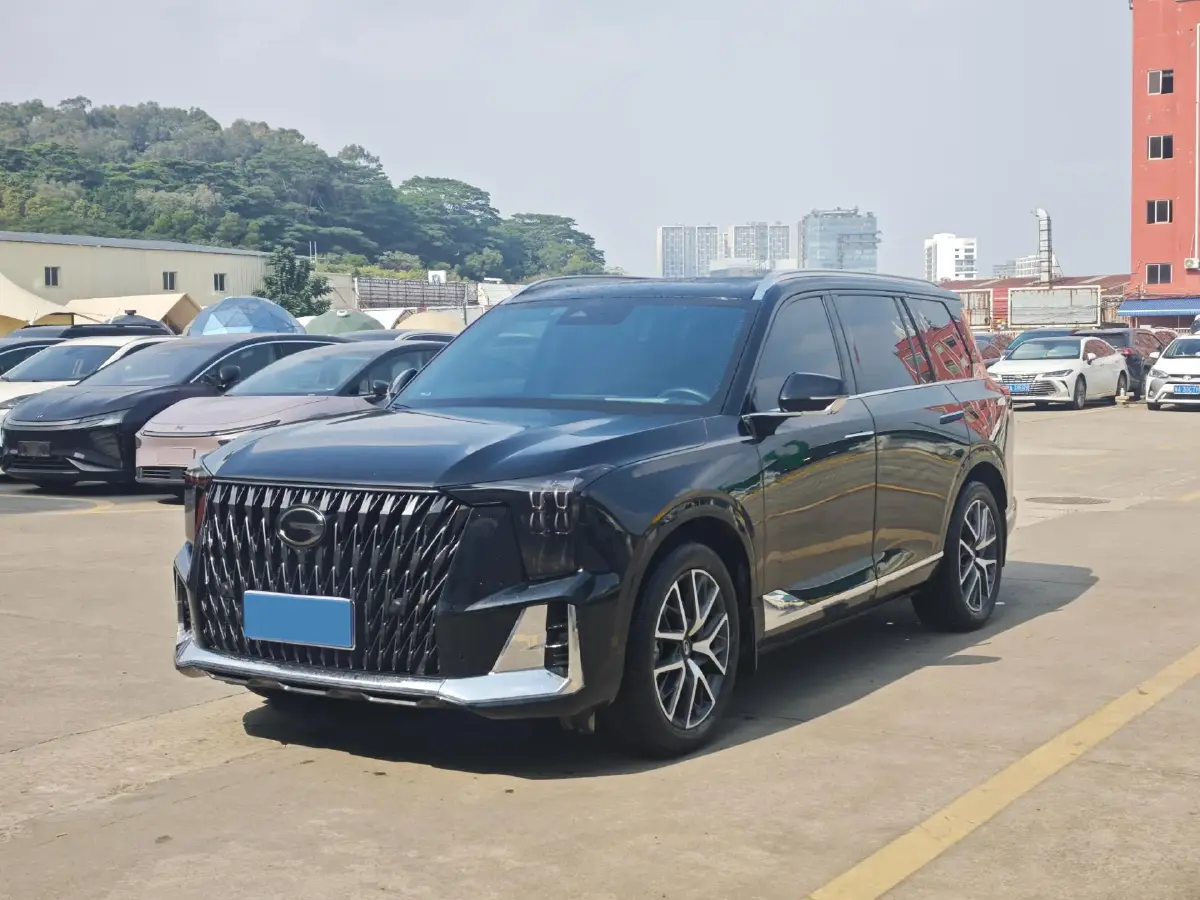 2022 GAC Trumpchi GS8 2.0T 190HP L4 E-CVT Hybrid