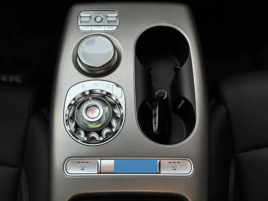 2023 Genesis GV60 BEV 76.4KWH,autocango,china used car exporter,china ev exporter,chinese used car exporter,chinese used ev exporter