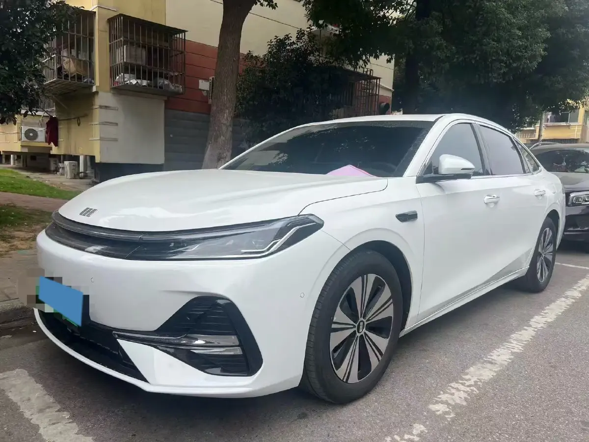 2025 Geely Galaxy A7 1.5L 112HP L4 1DHT PHEV