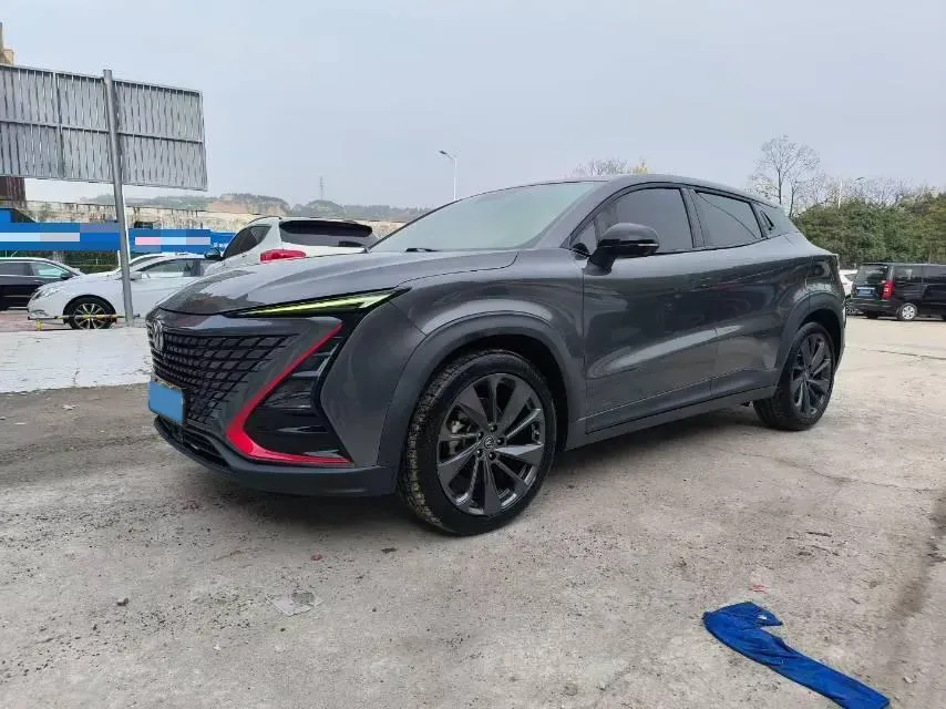 2020 ChangAn UNI-T 1.5T 180HP L4 7DCT,autocango,china used car exporter,china ev exporter,chinese used car exporter,chinese used ev exporter