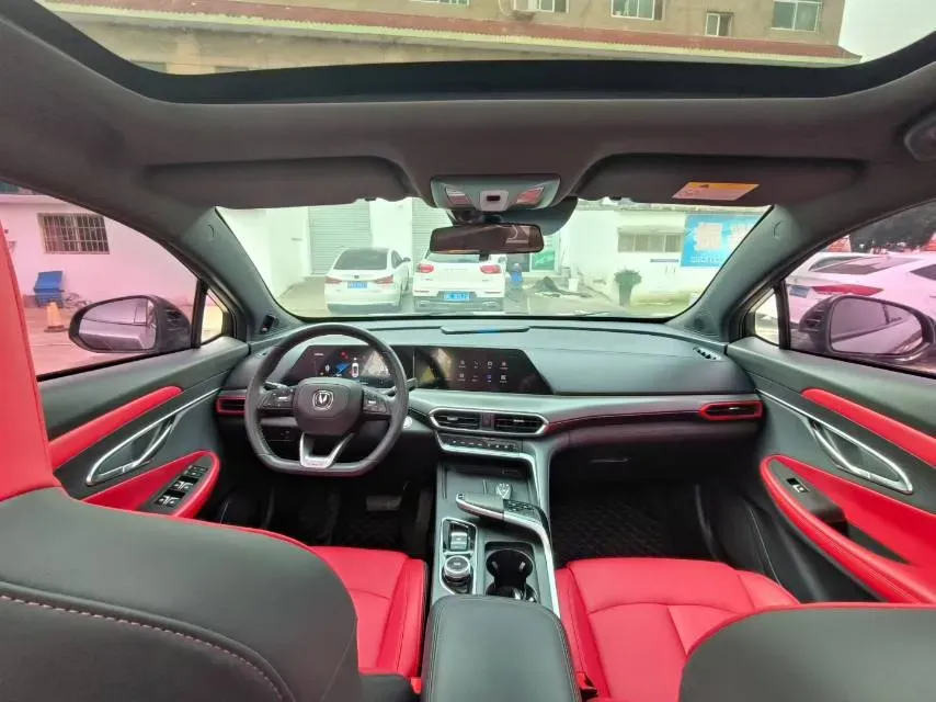 2020 ChangAn UNI-T 1.5T 180HP L4 7DCT,autocango,china used car exporter,china ev exporter,chinese used car exporter,chinese used ev exporter