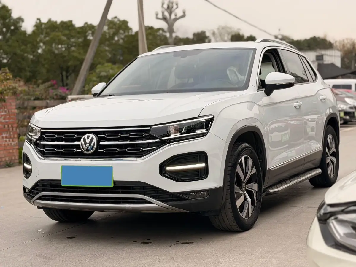 2019 Jeep Cherokee 2.0T 234HP L4 9AT