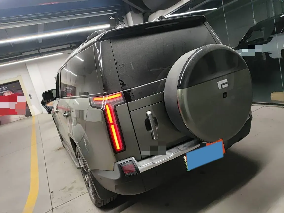 2024 ROX 01 1.5T 152HP L4 REEV 44.5KWH,autocango,china used car exporter,china ev exporter,chinese used car exporter,chinese used ev exporter