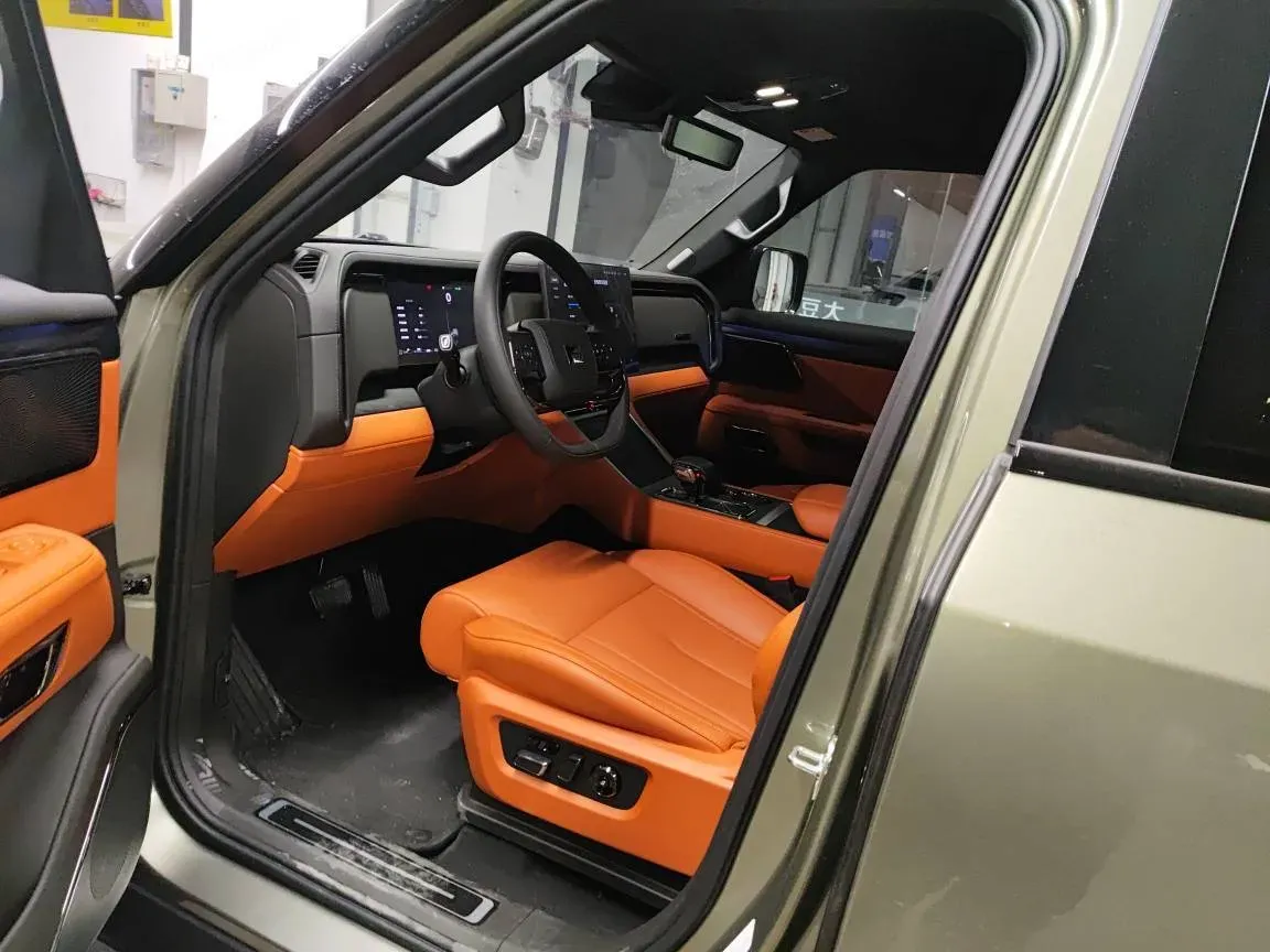 2024 ROX 01 1.5T 152HP L4 REEV 44.5KWH,autocango,china used car exporter,china ev exporter,chinese used car exporter,chinese used ev exporter