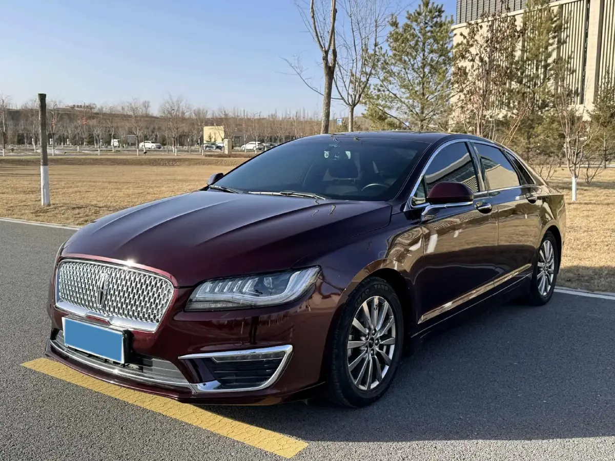2018 Lincoln MKZ 2.0T 203HP L4 6AT