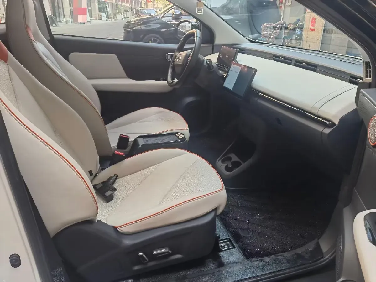 2024 Ruichi Auto EC35 BEV 38.64KWH,autocango,china used car exporter,china ev exporter,chinese used car exporter,chinese used ev exporter