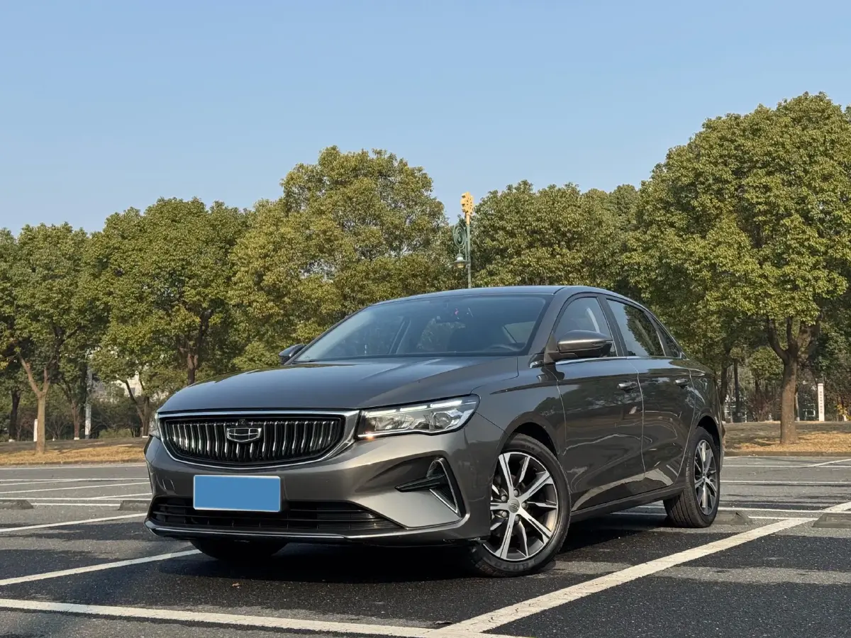 2022 Geely Emgrand 1.5L 114HP L4 CVT