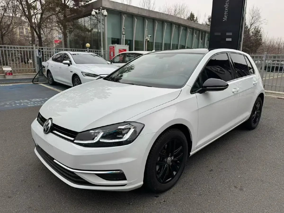 2018 Volkswagen Golf 1.4T 150HP L4 7DCT