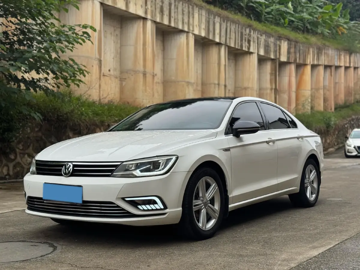 2017 Volkswagen Lamando 1.4T 150HP L4 7DCT