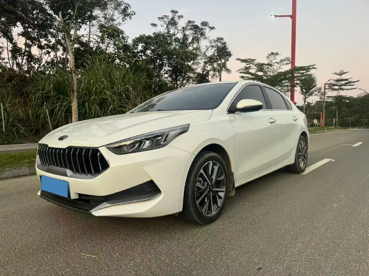 2020 Kia K3 1.5L 115HP L4 CVT