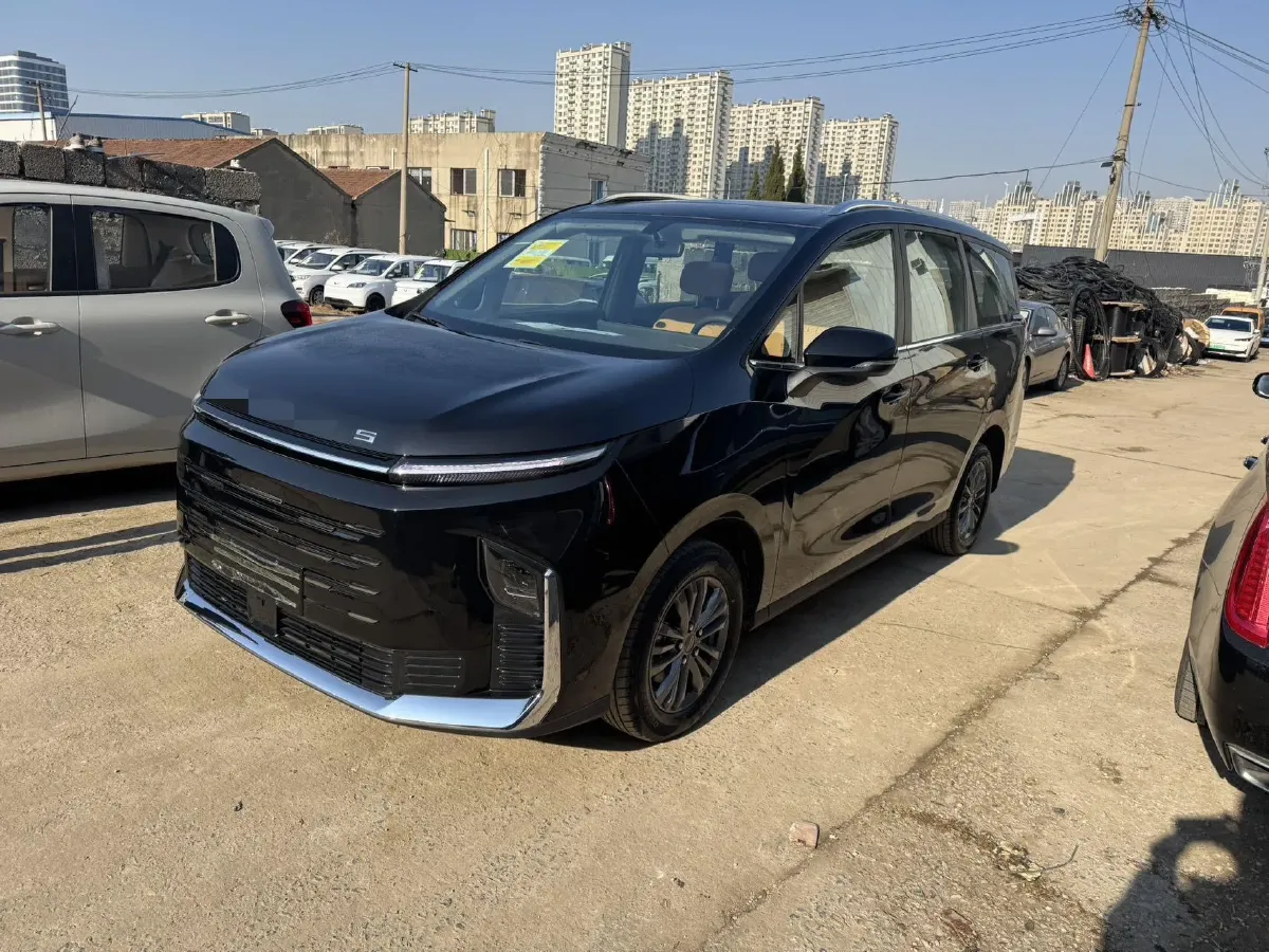 2025 MAXUS G50 PHEV 1.5L 98HP L4 1DHT PHEV 18.65KWH,autocango,china used car exporter,china ev exporter,chinese used car exporter,chinese used ev exporter