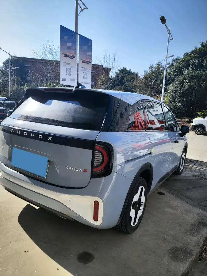 2024 ARCFOX KAOLA S BEV 58.8KWH,autocango,china used car exporter,china ev exporter,chinese used car exporter,chinese used ev exporter