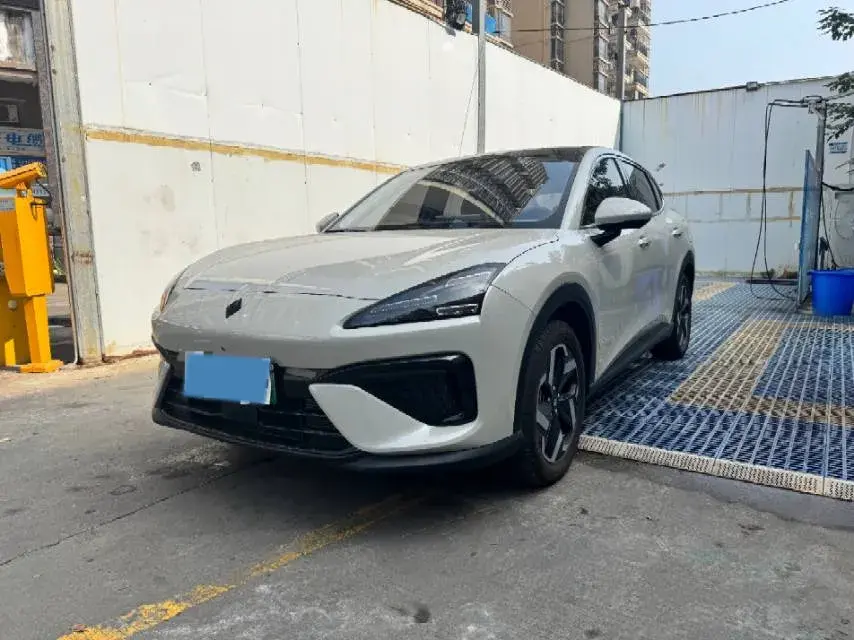 2026 BaoJun Cloud Sea 1.5L 106HP L4 E-CVT PHEV