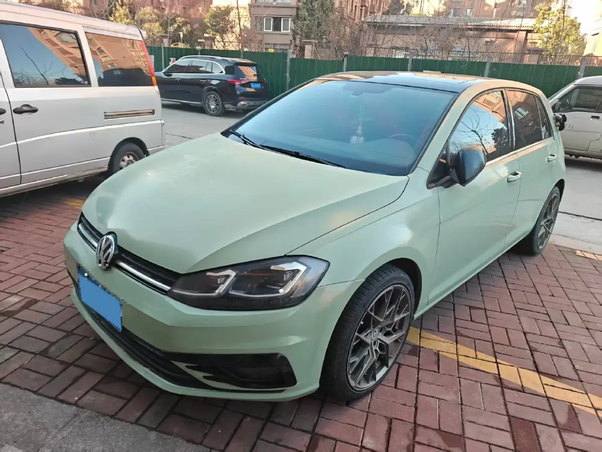 2019 Brilliance Auto V7 1.8T 231HP L4 7DCT