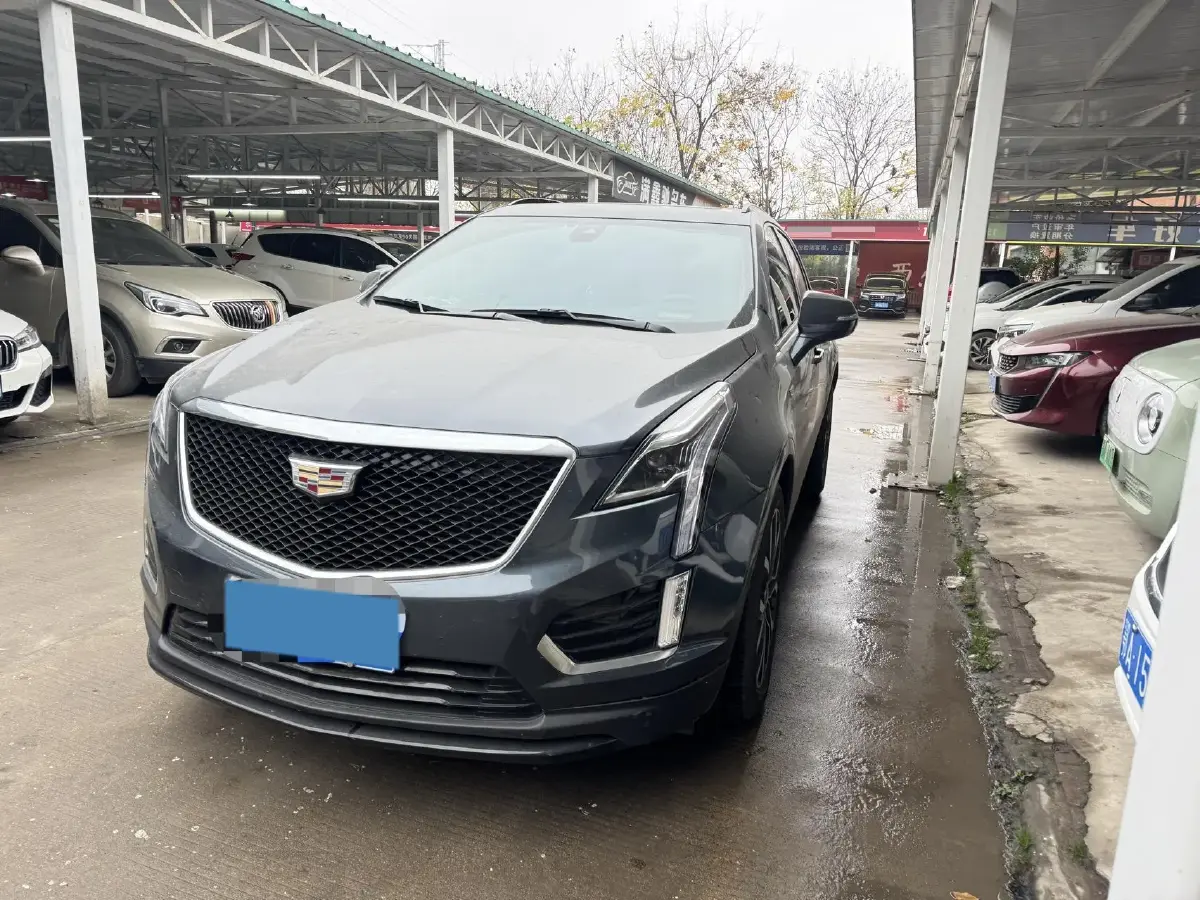 2022 Cadillac XT5 2.0T 237HP L4 9AT
