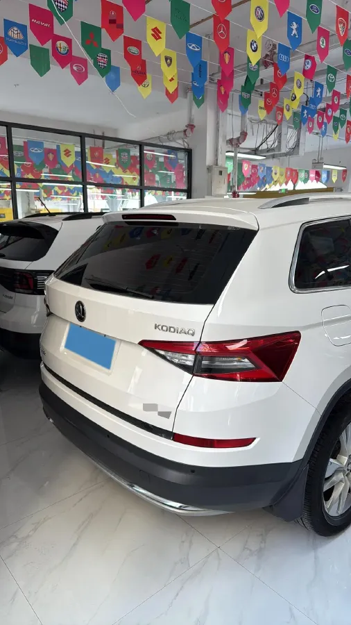 2018 Skoda Kodiak 2.0T 186HP L4 7DCT,autocango,china used car exporter,china ev exporter,chinese used car exporter,chinese used ev exporter