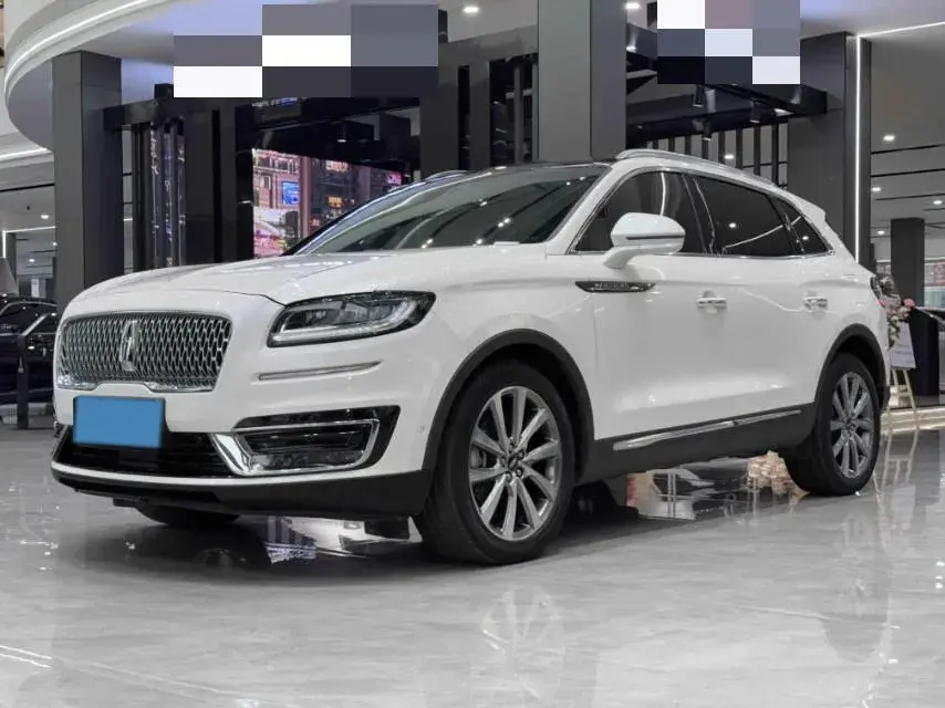 2019 Lincoln Nautilus 2.0T 235HP L4 8AT