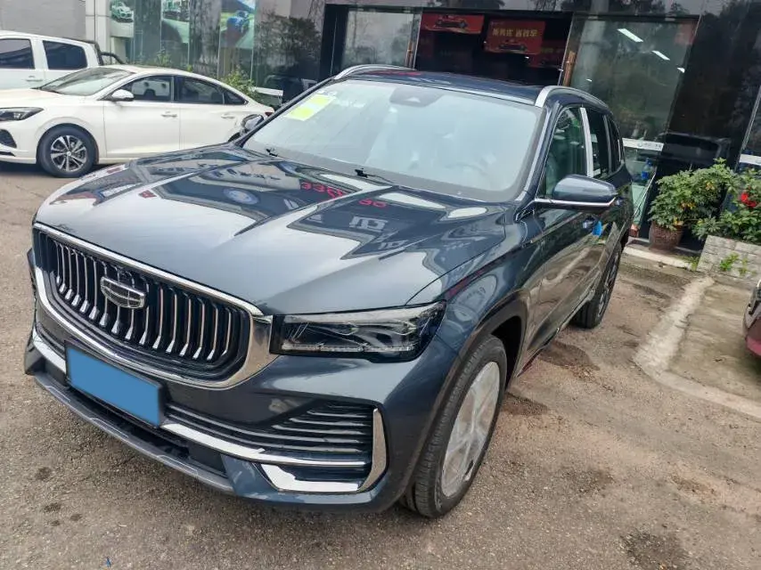 2025 Geely Monjaro 2.0T 238HP L4 8AT