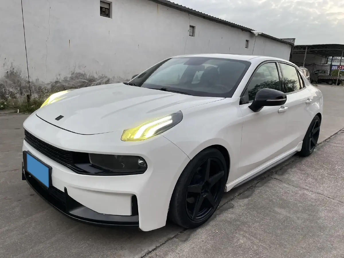 2018 LYNK&CO 02 1.5T 180HP L3 7DCT