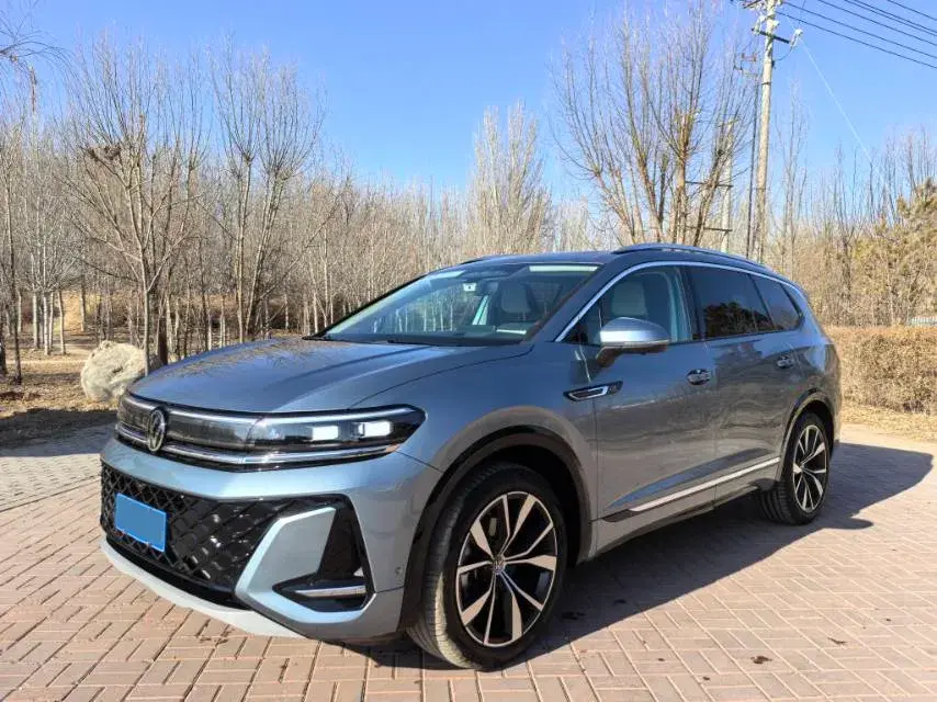 2026 Volkswagen Talagon 2.0T 272HP L4 7DCT