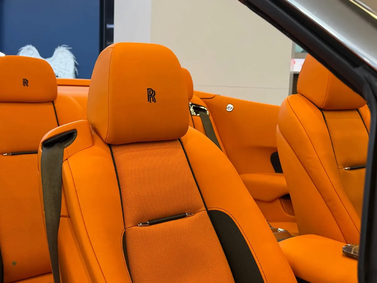 2018 Rolls-Royce Dawn 6.6T 571HP V12 8AT,autocango,china used car exporter,china ev exporter,chinese used car exporter,chinese used ev exporter