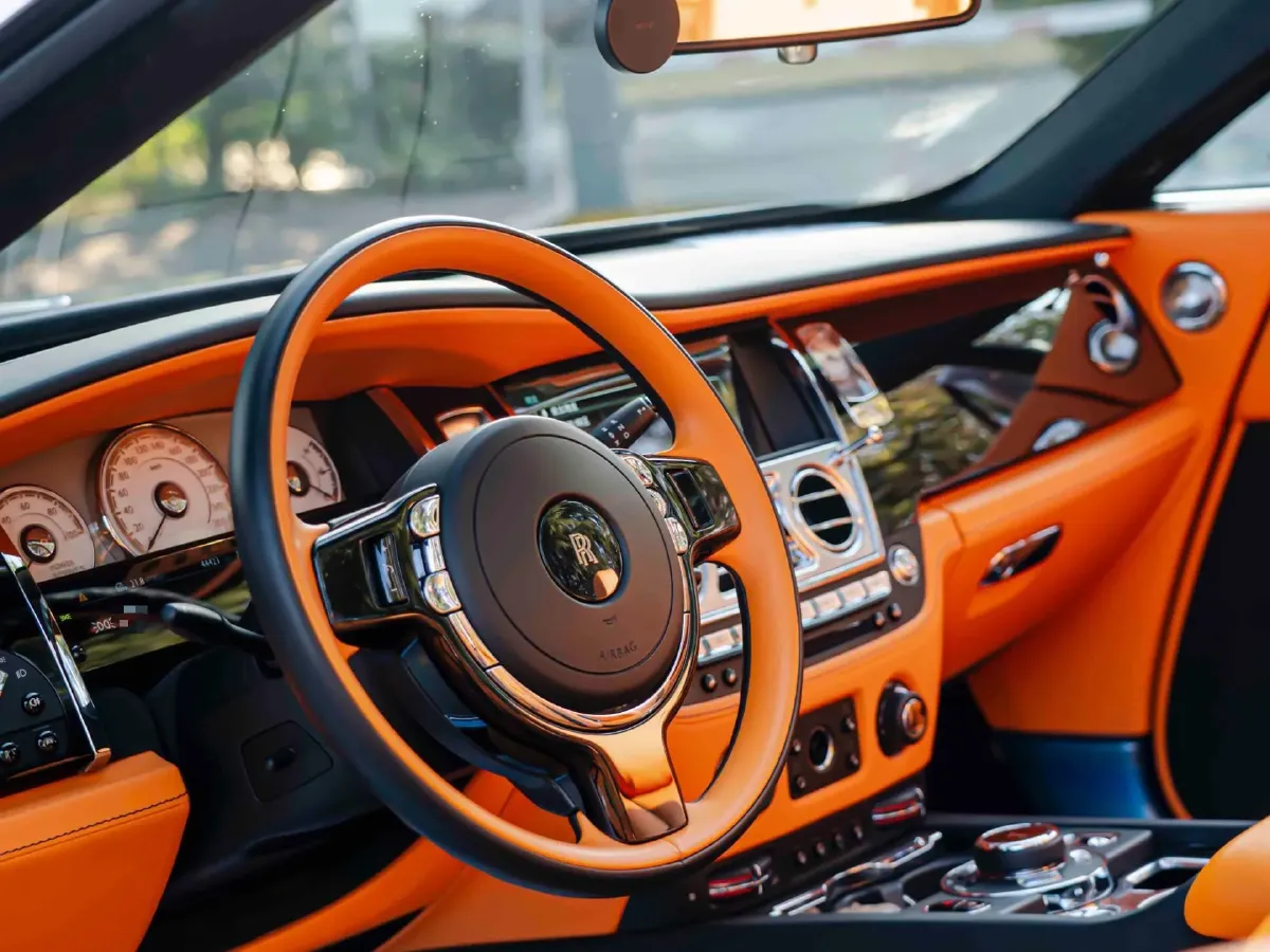 2018 Rolls-Royce Dawn 6.6T 571HP V12 8AT,autocango,china used car exporter,china ev exporter,chinese used car exporter,chinese used ev exporter