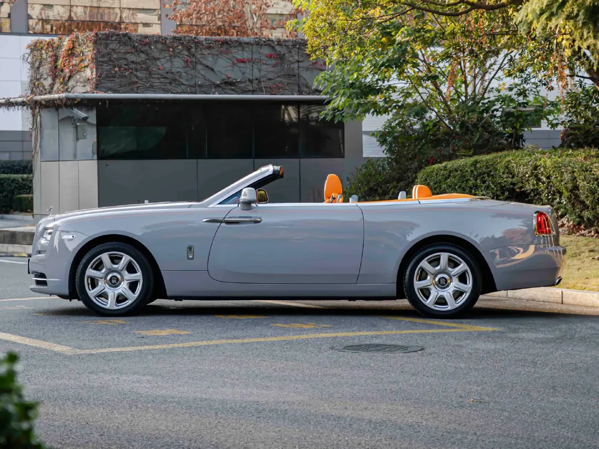 2018 Rolls-Royce Dawn 6.6T 571HP V12 8AT,autocango,china used car exporter,china ev exporter,chinese used car exporter,chinese used ev exporter