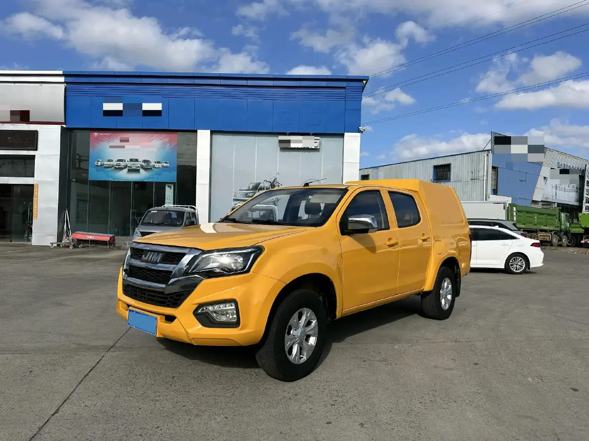 2020 Isuzu RE-MAX Jim 2.4T 211HP L4 5MT