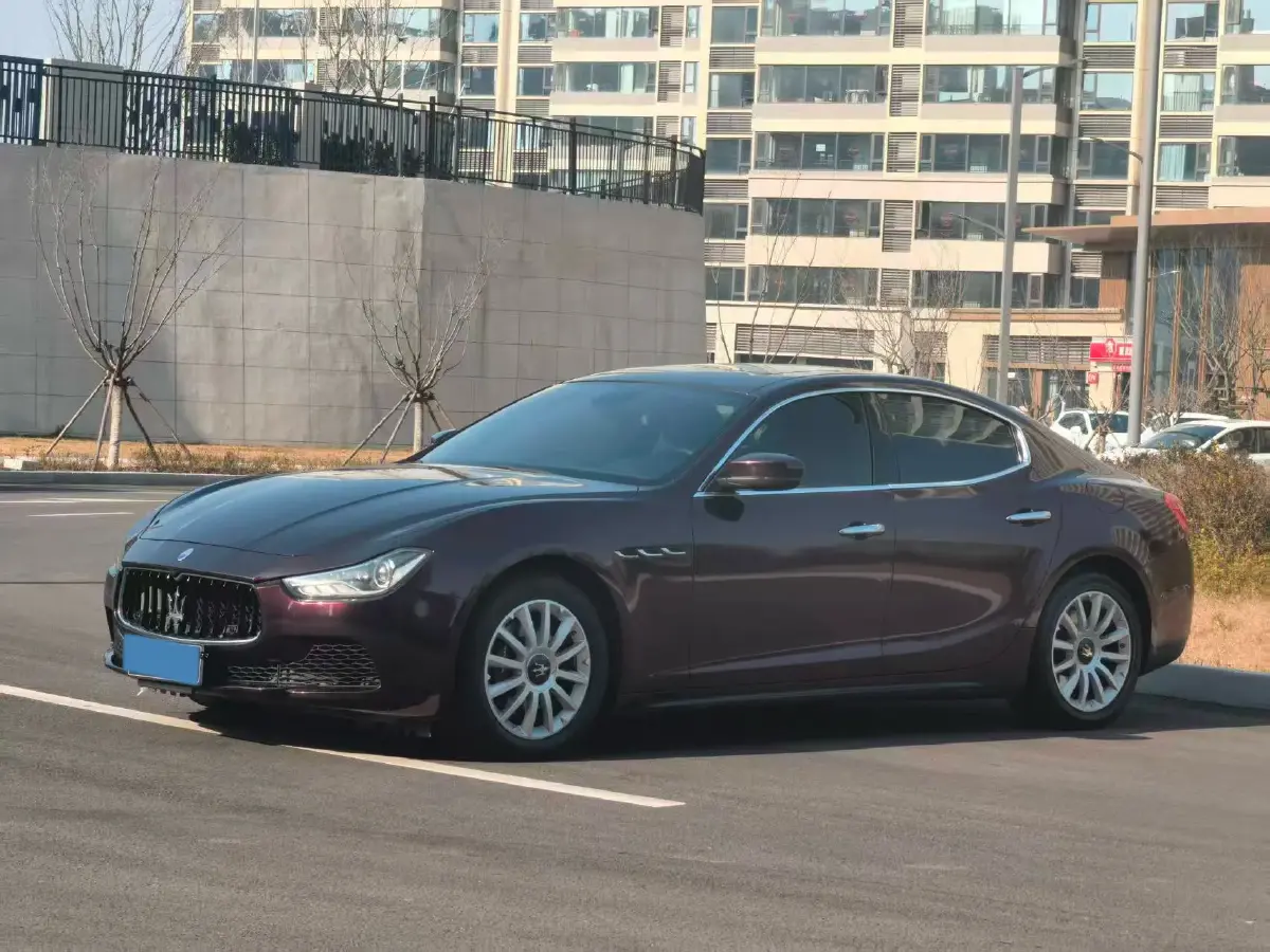 2018 Maserati Ghibli 3.0T 350HP V6 8AT