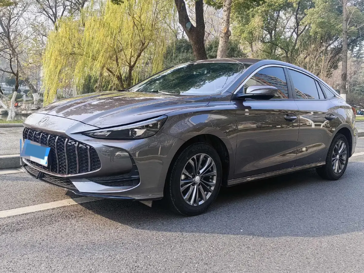 2025 MG 5 1.5L 129HP L4 CVT