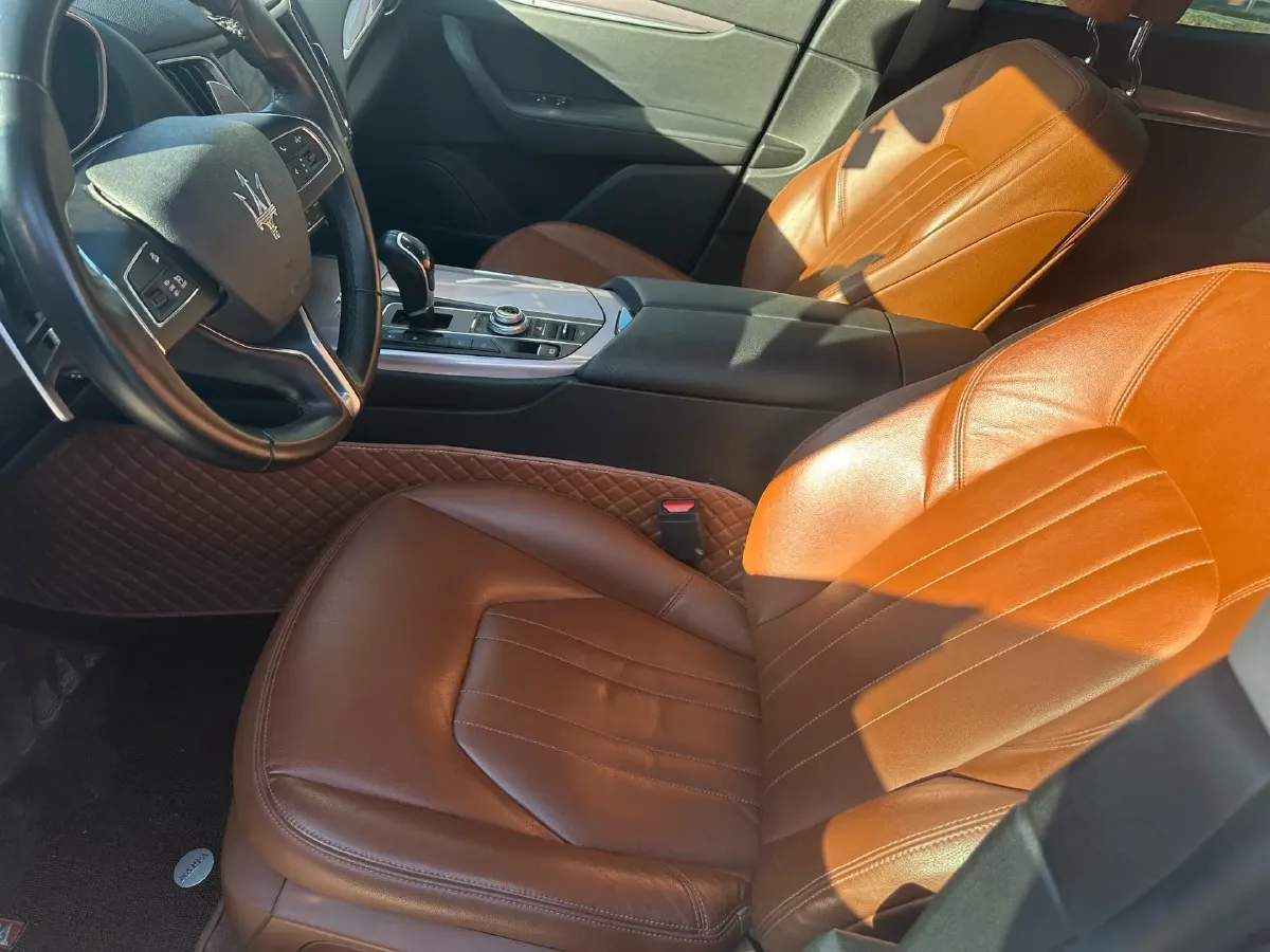 2018 Maserati Levante 3.0T 350HP V6 8AT,autocango,china used car exporter,china ev exporter,chinese used car exporter,chinese used ev exporter