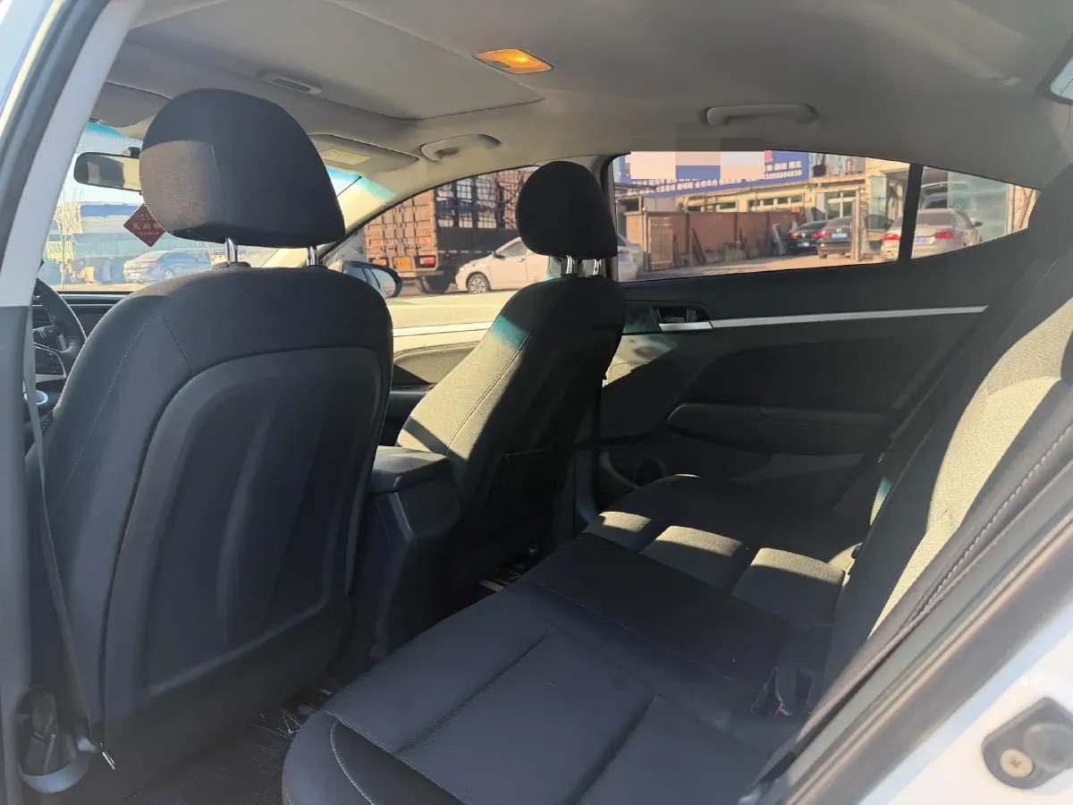 2016 Hyundai Elantra 1.6L 130HP L4 6AT,autocango,china used car exporter,china ev exporter,chinese used car exporter,chinese used ev exporter