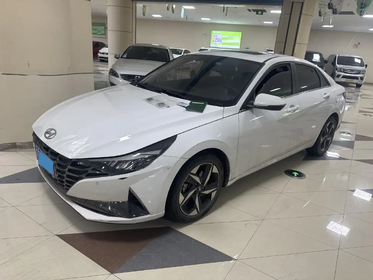 2021 Hyundai Elantra 1.5L 115HP L4 CVT