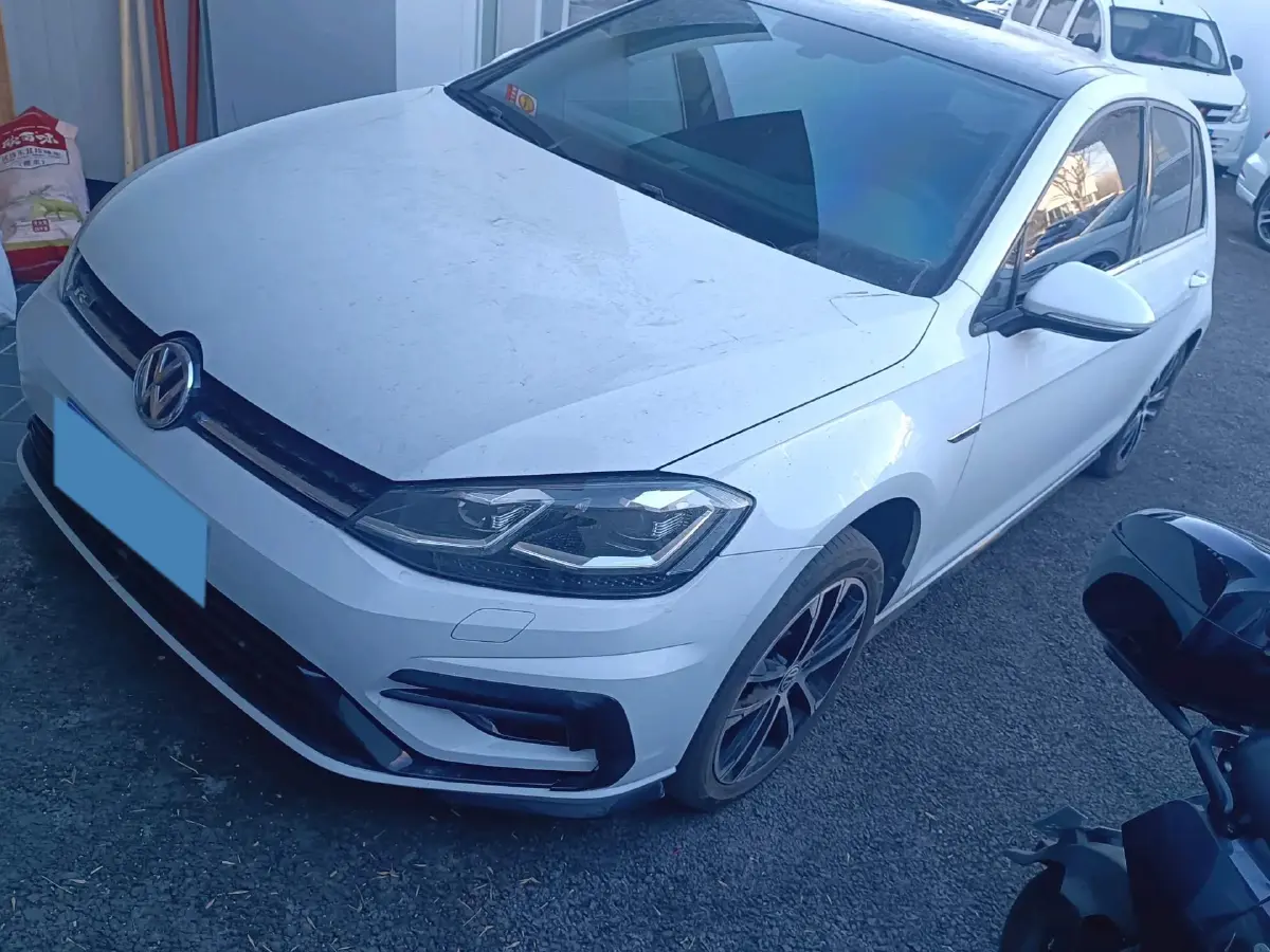 2018 Volkswagen Golf 1.4T 150HP L4 7DCT