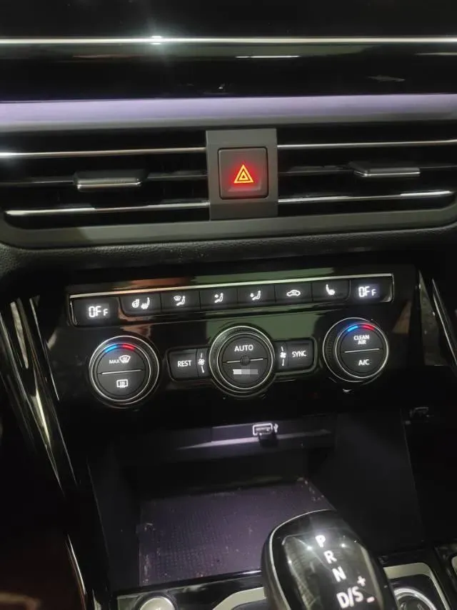 2019 Dongfeng YuFeng S16 1.9T 150HP L4 6AT,autocango,china used car exporter,china ev exporter,chinese used car exporter,chinese used ev exporter