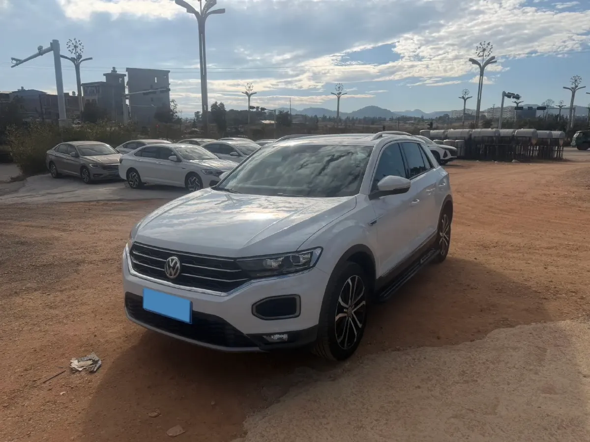 2020 Volkswagen T-Roc 1.4T 150HP L4 7DCT,autocango,china used car exporter,china ev exporter,chinese used car exporter,chinese used ev exporter